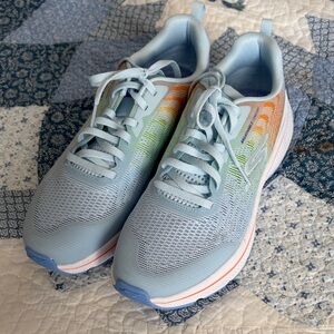 Skechers Go Run Sneakers NEW